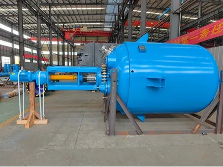 グラスライニング反応機、クローズタイプ