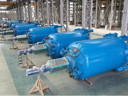 グラスライニング反応機、クローズタイプ