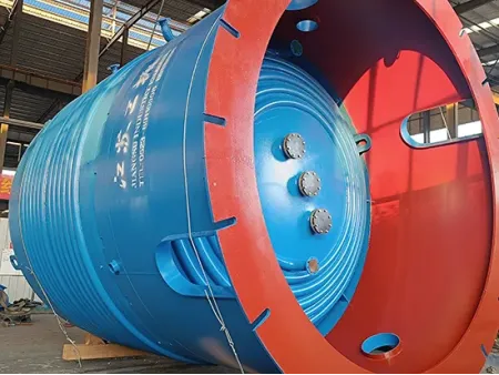 半割コイル付きグラスライニング反応機